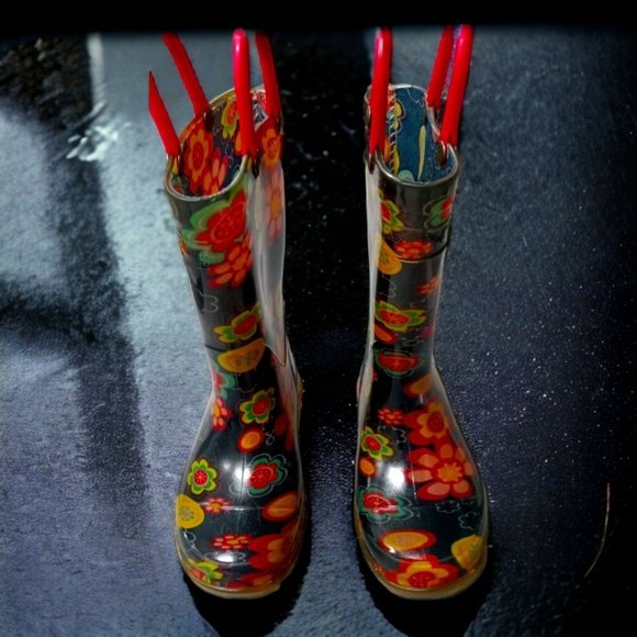 Girl's Western Chief Big Bloom Rain Boots - Picture 2 of 7